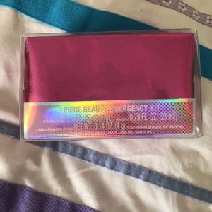 9 Piece Beauty Emergency Kit